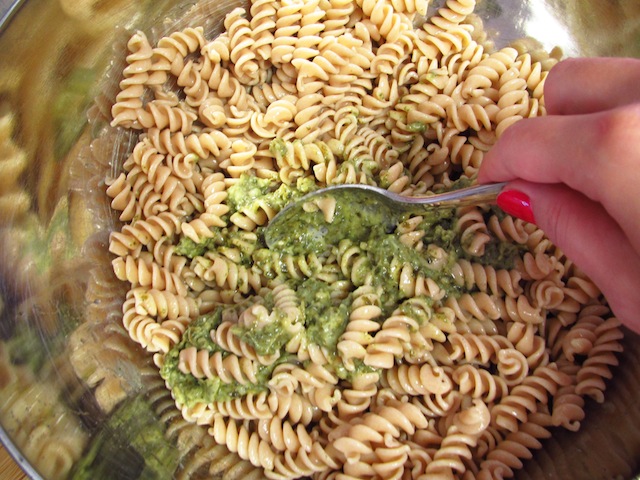 Roasted Tomatoes and Pesto Pasta Salad