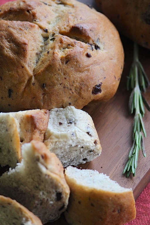 Rosemary and Kalamata Olive Artesian Bread